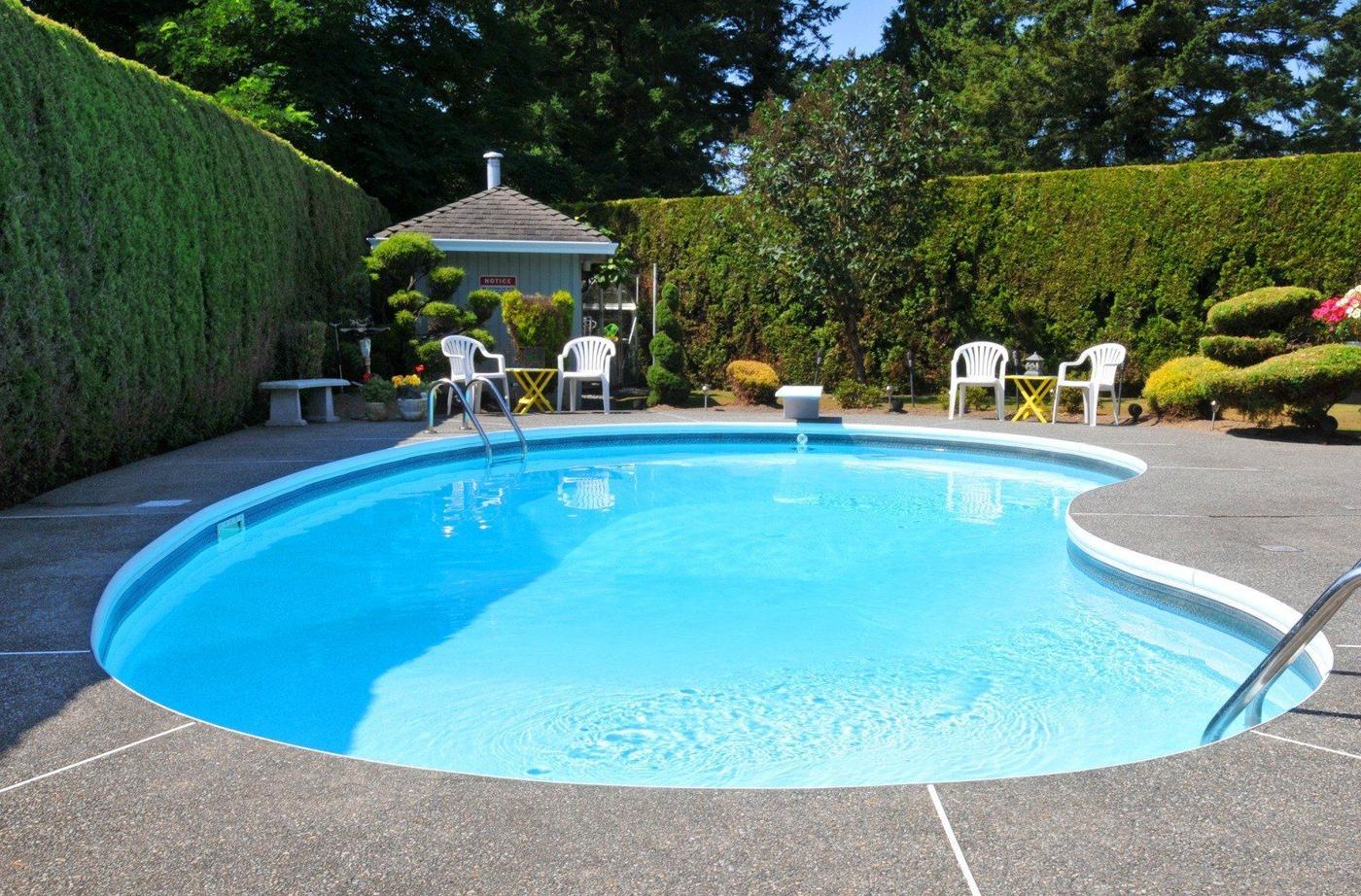 Pool and patio